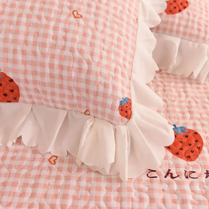 Decorbites chiffon quilted queen size bed spread set featuring pink and white checkered pillow shams with strawberry appliqués