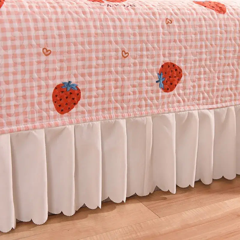 Decorbites chiffon quilted queen size cotton bedspread with pink white checkered bed skirt embroidered strawberries hearts