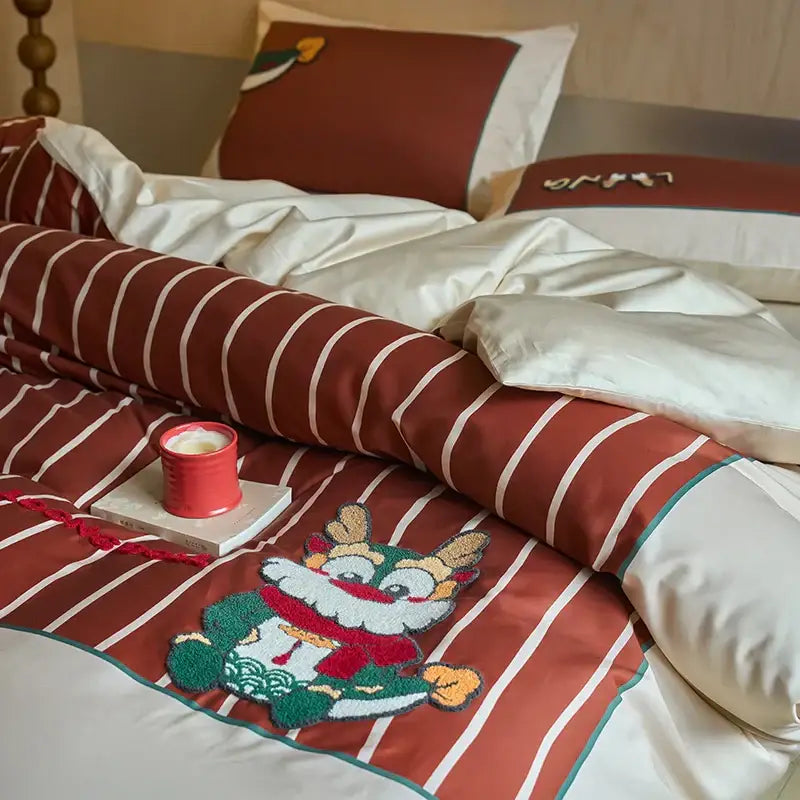 Decorbites™ king size red and white striped embroidered cotton bedding set with colorful chinese dragon design