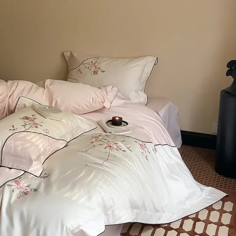 Decorbites chinese flowers luxury bedding set in white satin with pink embroidery and black piping 1000tc cotton