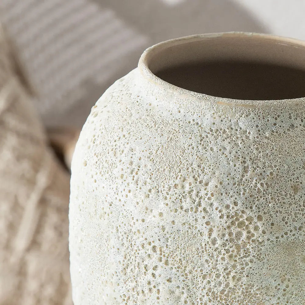 Decorbites™ chinese style ceramic vase with textured off-white speckled surface for elegant home decor