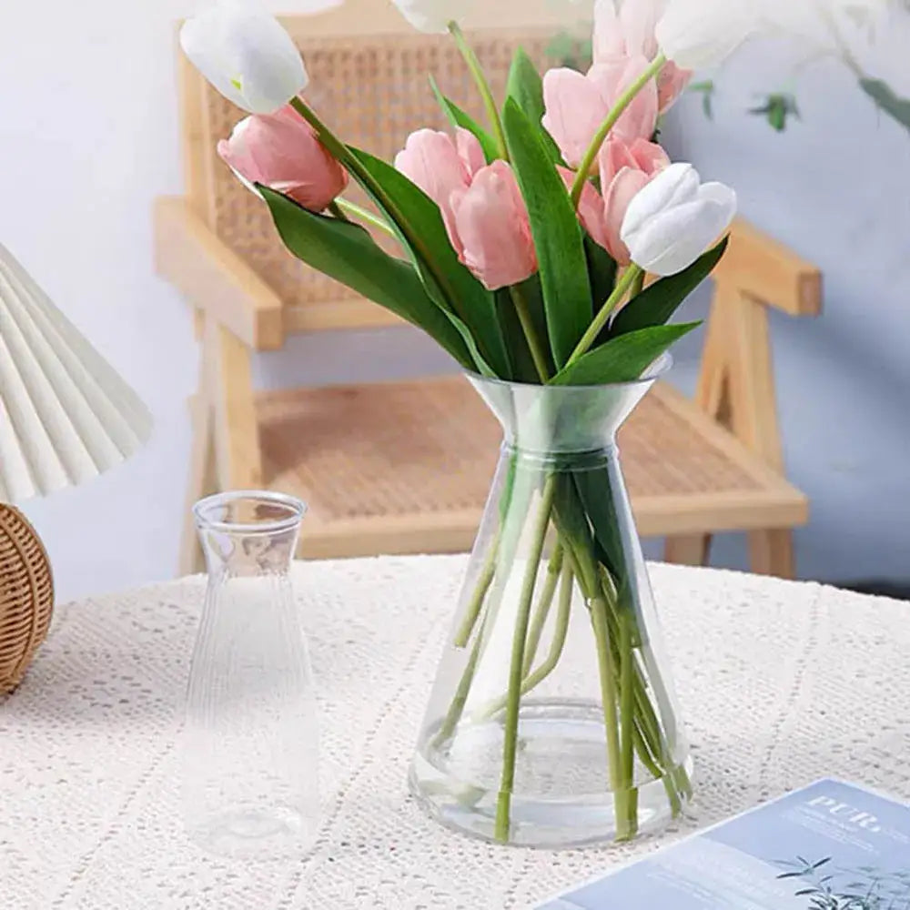 Clear Nordic Plastic Vase for Hydroponic Flowers - Vase