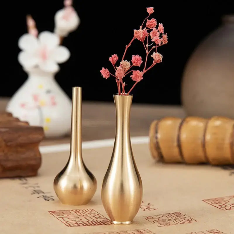 Decorbites™ copper gold tall vase in pure copper with a slender neck and bulbous base holding dried pink flowers for home decor