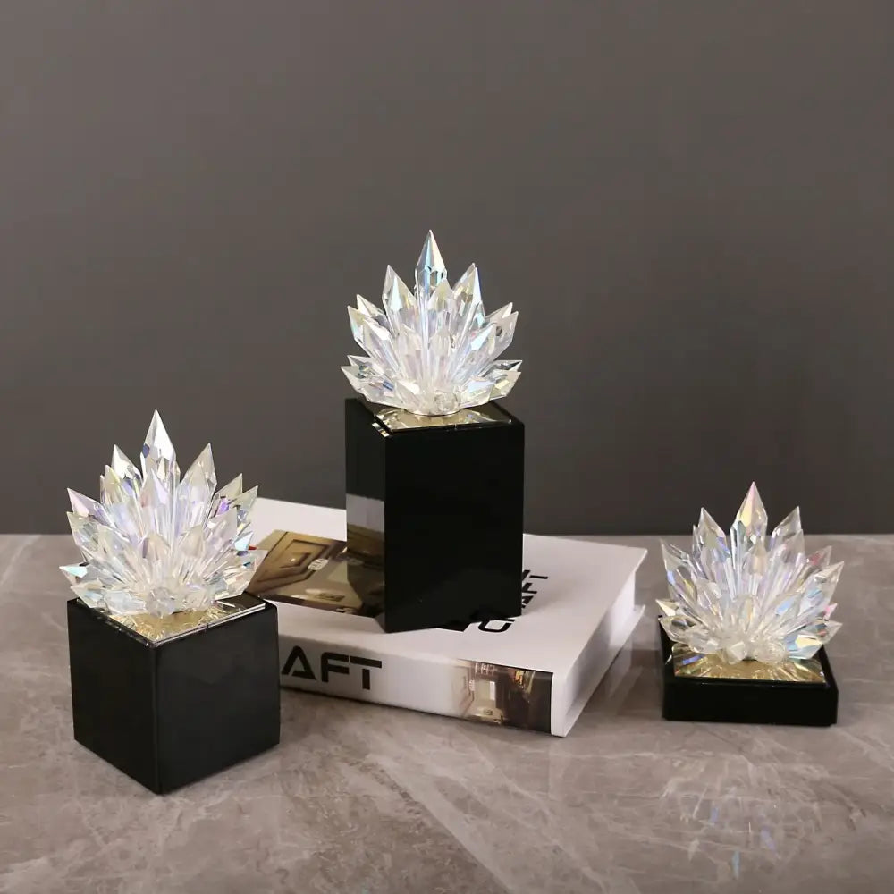 Clear crystal cactus sculptures on black bases as decorbites crystal lotus tabletop decoration for living room decor