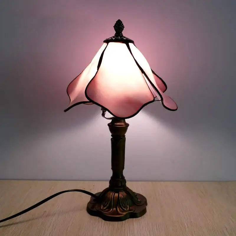 Decorbites™ e27 retro baroque led table lamp with pink stained glass floral design and antique brass base for reading