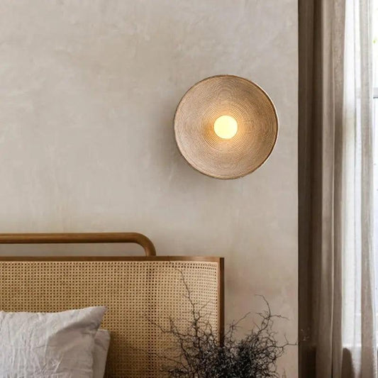 Eivor Wall Lamp - Retro