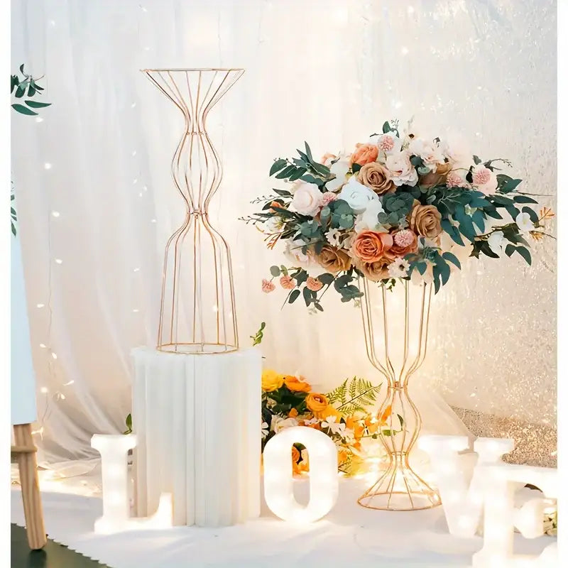DecorBites™ elegant 23.6in tall vases featuring a gold wireframe design with peach, cream, and white roses bouquet
