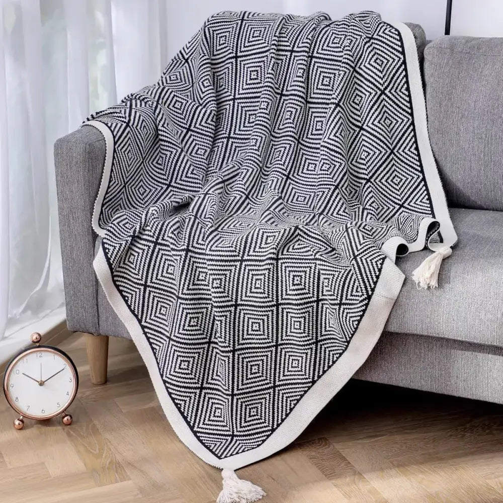Black and white decorbites geometric tassel knit throw blanket with cream fringe for living room decor
