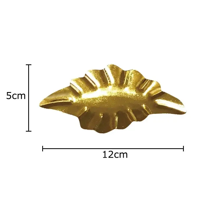 Golden metallic finish DecorBites™ ginkgo leaves wall decor tray with scalloped edges for stereoscopic living room ornaments