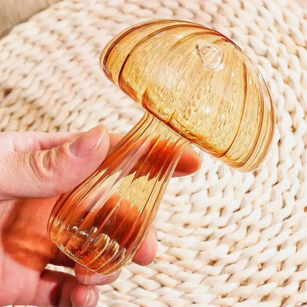 DecorBites™ amber glass vase with ribbed texture and clear detail designed for hydroponic flower home decor