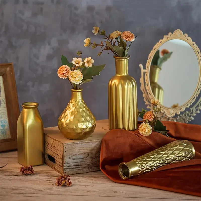Decorbites gold glass vase set with textured diamond pattern in varying shapes for antique art style home decor