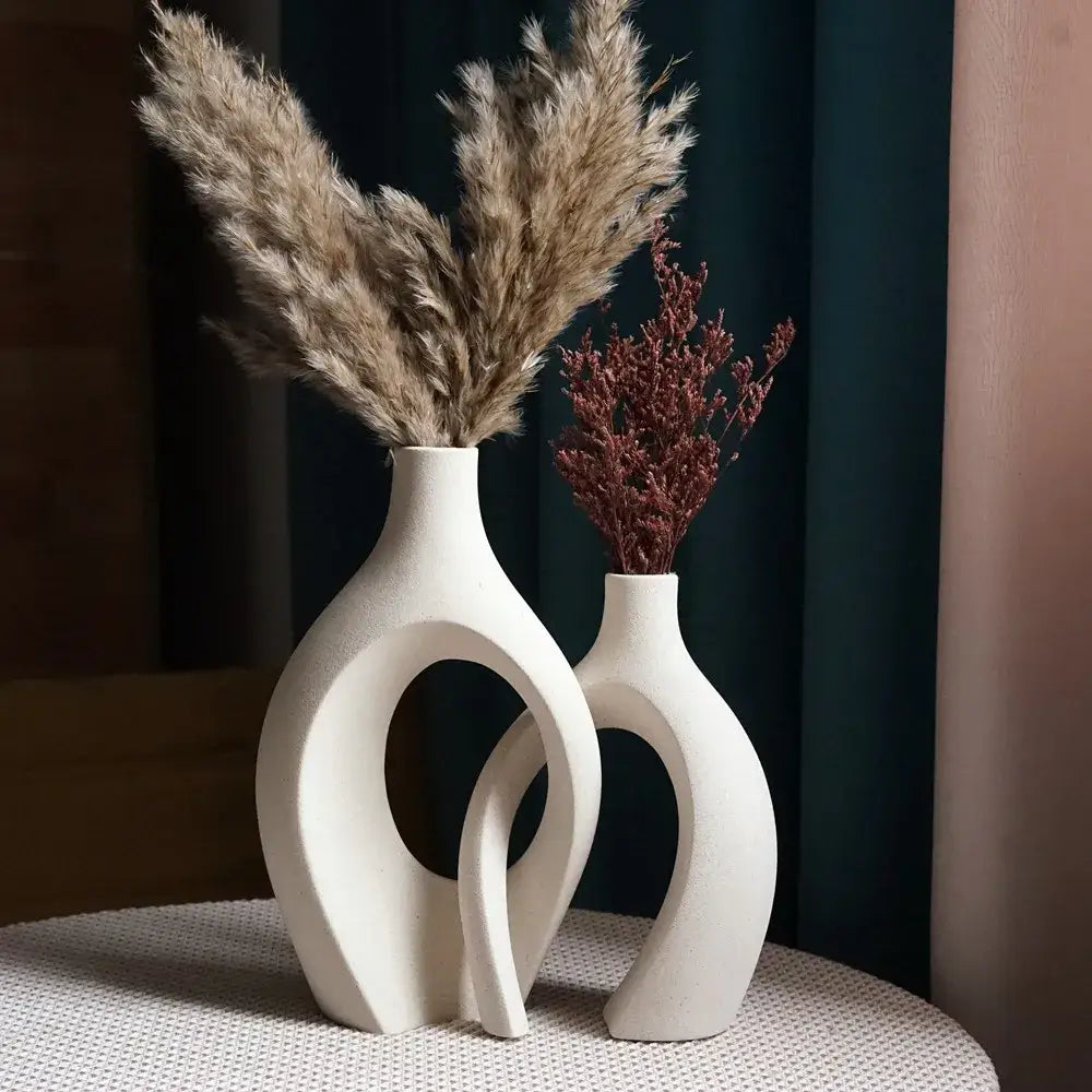 Decorbites large 21cm capiron white ceramic vase with interlocking ring design holding dried pampas grass home decor