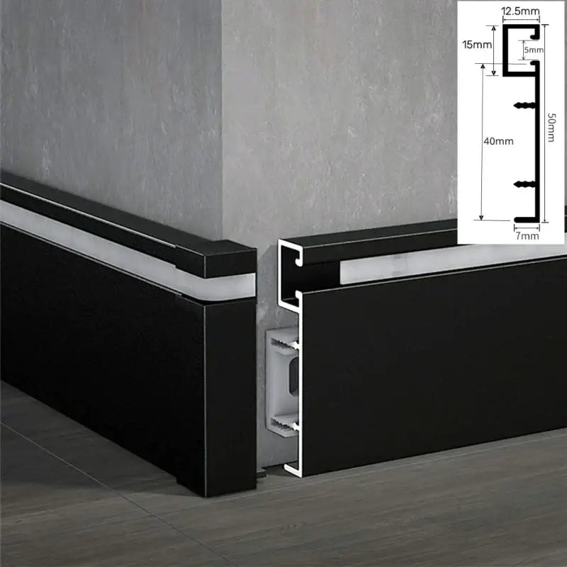 DecorBites™ led skirting profile with black matte aluminum baseboard trim and integrated white inner channel for recessed lighting
