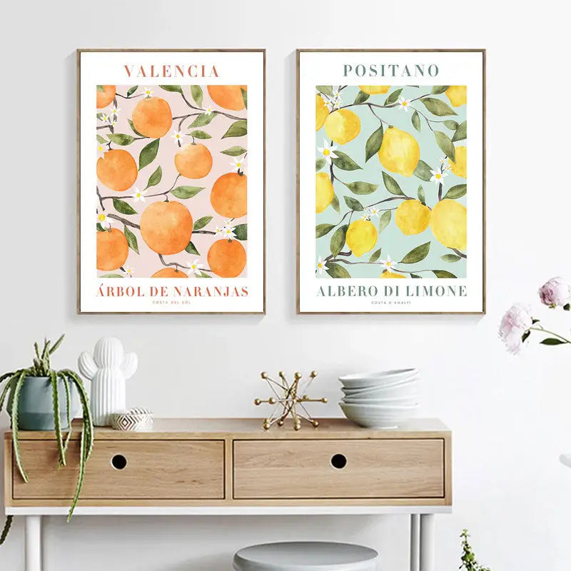 Zwei gerahmte Vintage-Pflanzen-Wandkunst-Drucke mit Zitronenblumen- und Valencia-Zitrusbaum-Aquarell-Illustrationen