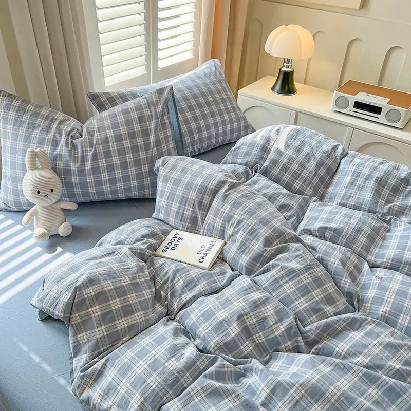 DecorBites™ Luxurious 2024 blue and white plaid bedding set with cozy textured fabric including duvet cover and flat sheet