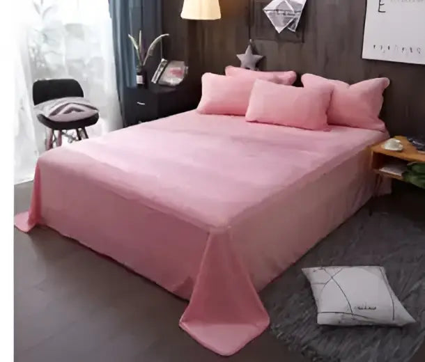 Pink satin duvet cover with matching pillowcases in egyptian cotton from decorbites luxury bedding set flamingo leaf
