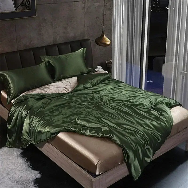 Emerald green satin duvet cover with cream inner lining and matching pillowcases in DecorBites™ luxury bedding set queen king