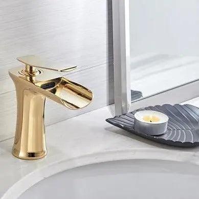 Mai - Single Handle Gold Bathroom Faucet - Gold Finish