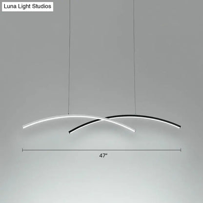 DecorBites™ modern black and white arc ceiling LED island light with intersecting curved bars for living room lighting