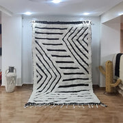 Decorbites™ moroccan handmade beni ouarain rug 2.5m x 1.5m with bold black and white geometric patterns by skilled artisans