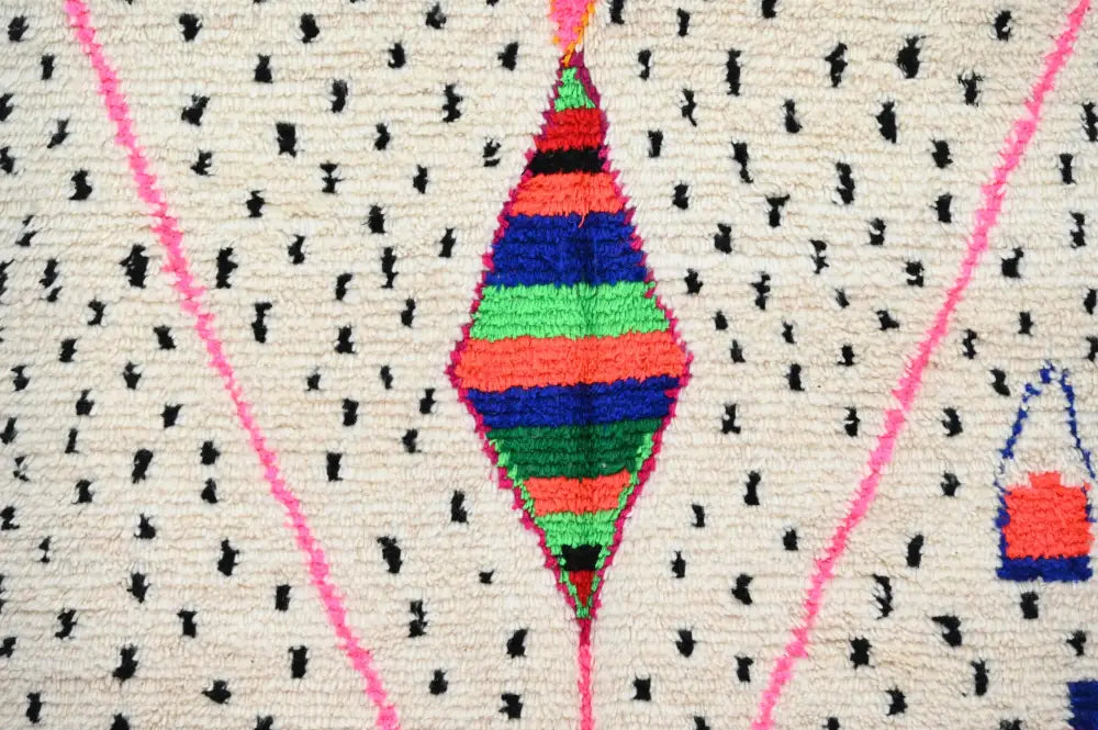 Decorbites™ moroccan handmade traditional azilal rug 264 x 150 cm with vibrant diamond shape and bold colored stripes