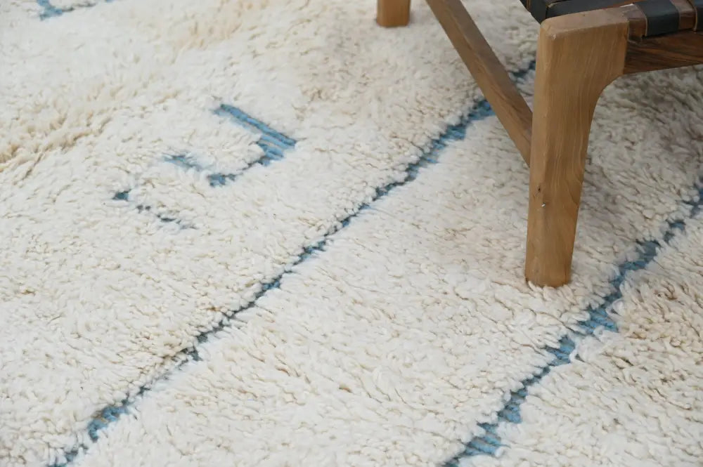 Decorbites™ moroccan handmade beni ouarain rug cream plush shag with bold blue geometric stripes 300 x 205 cm