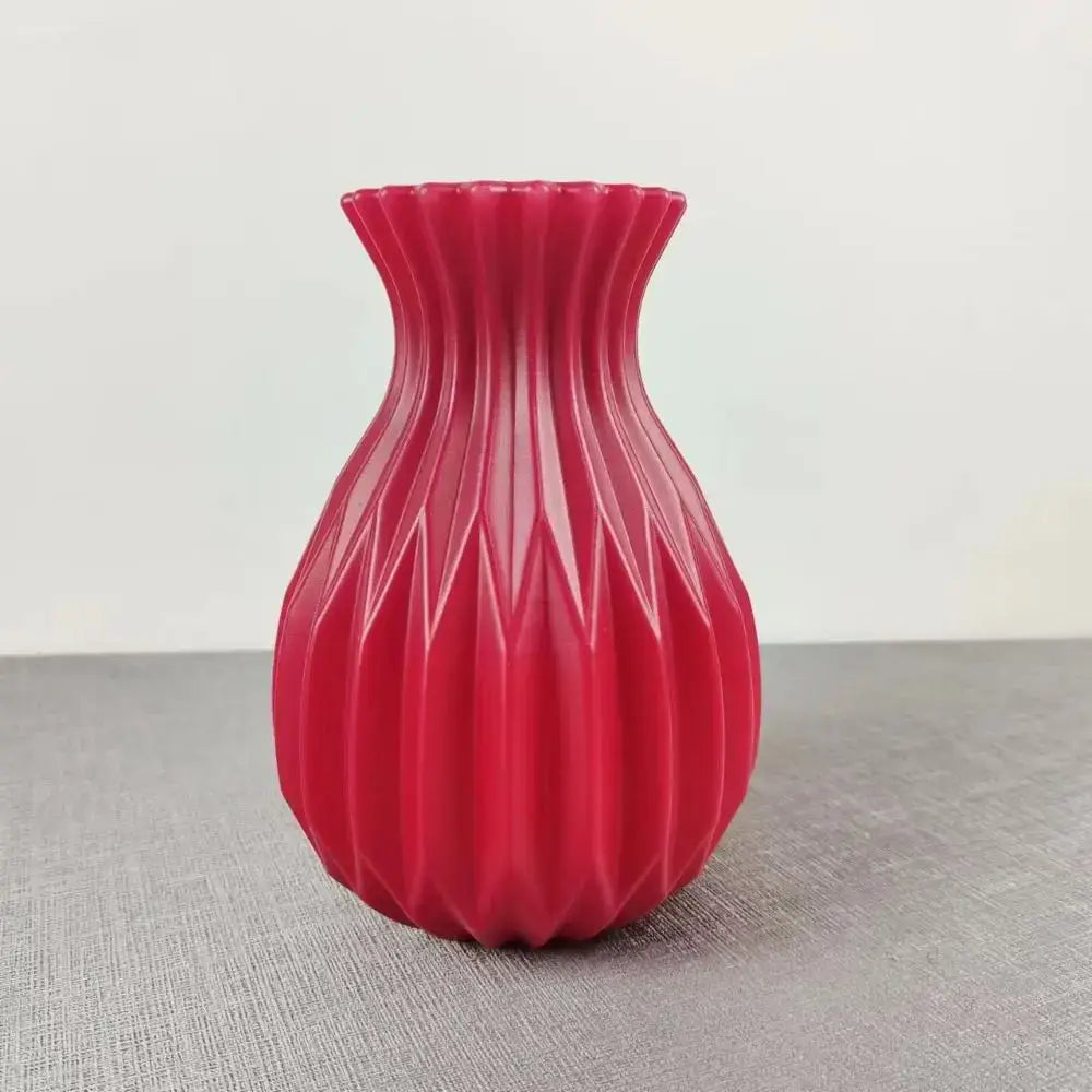 Decorbites nordic style ceramic flower vase in vibrant red ribbed glass with fluted rim and geometric facets