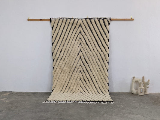 Tapis traditionnel Beni Ouarain 245 X 146 Cm