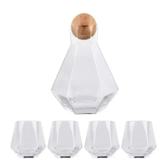 Diamond crystal glass water pitcher and cup set with clear geometric design and natural wood stopper for dining room use
