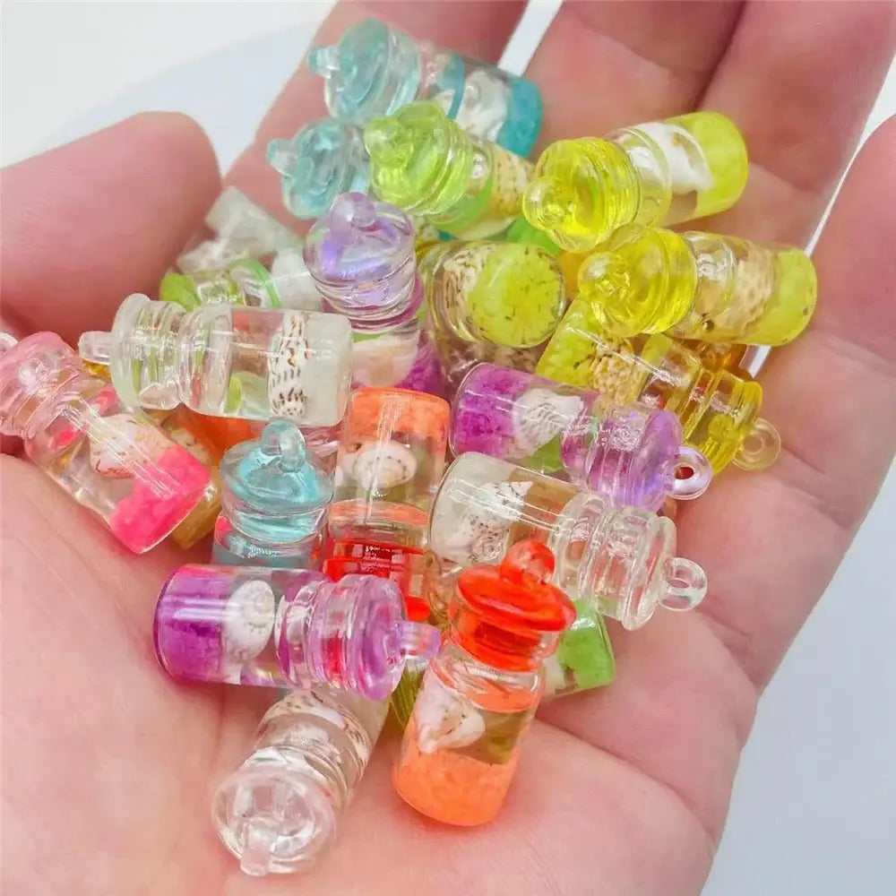 Colorful translucent resin heart pearl shell miniature wishing bottles with tiny lids for bedroom decorbites decor