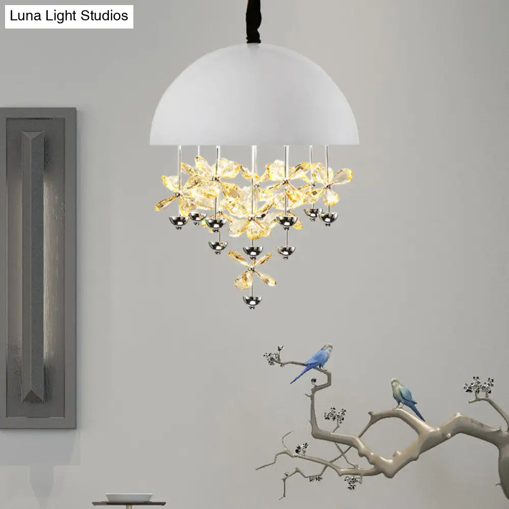 Lámpara colgante abovedada con decoración floral de cristal - Lámpara de techo colgante moderna de metal (6/10 luces) en blanco y negro.