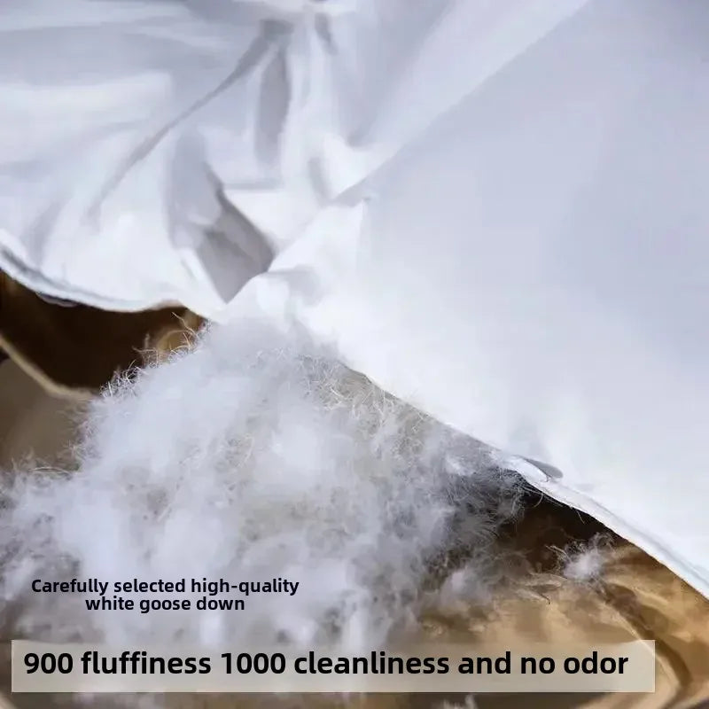 White goose down filling inside a white pillowcase of a down duvet 95 white goose down five-star hotel warm core