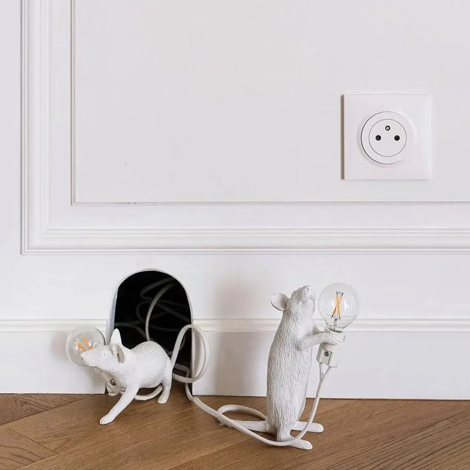 Dropshipping Nordic Mouse LED Table Lamp Modern Style Home Room Bedside Table Lights Indoor Home Decoration Lighting
