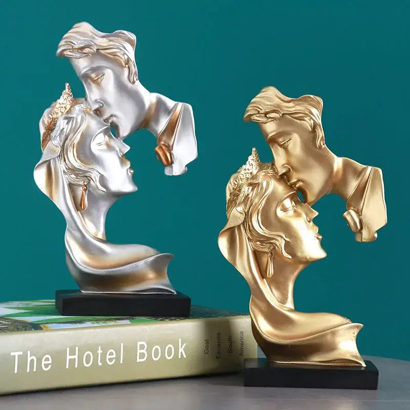 Elegant silver and gold 26cm resin kissing couple sculptures for home decor featuring romantic resin kissing couple designs