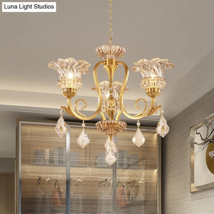 Lámpara de araña europea con bola de cristal drapeada - Lámpara colgante con pantalla floral dorada y 3 luces