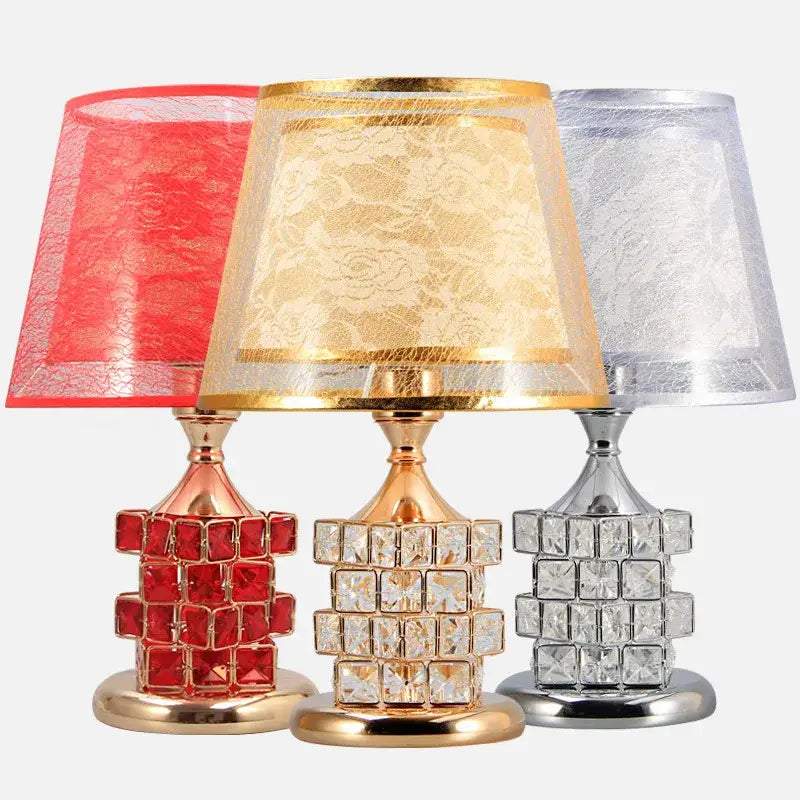 European style gold crystal table lamp with crystal-encrusted bases and lace decorbites crystal table lampshades in red gold and silver