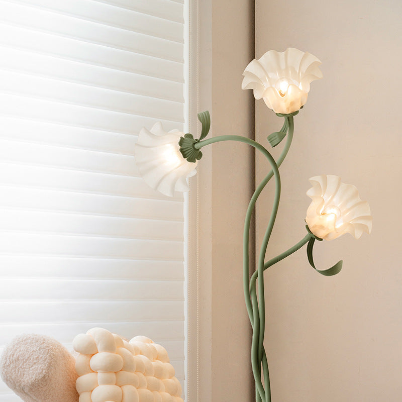 Pastoral Flower Floor Lamp