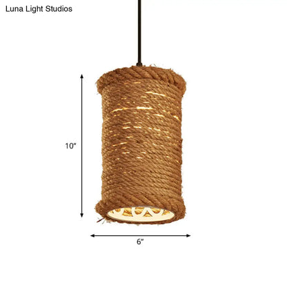 مصباح معلق على شكل أسطوانة بني ريفي على طراز المزرعة مع تفاصيل حبل - إضاءة معدنية معلقة لغرفة الطعام