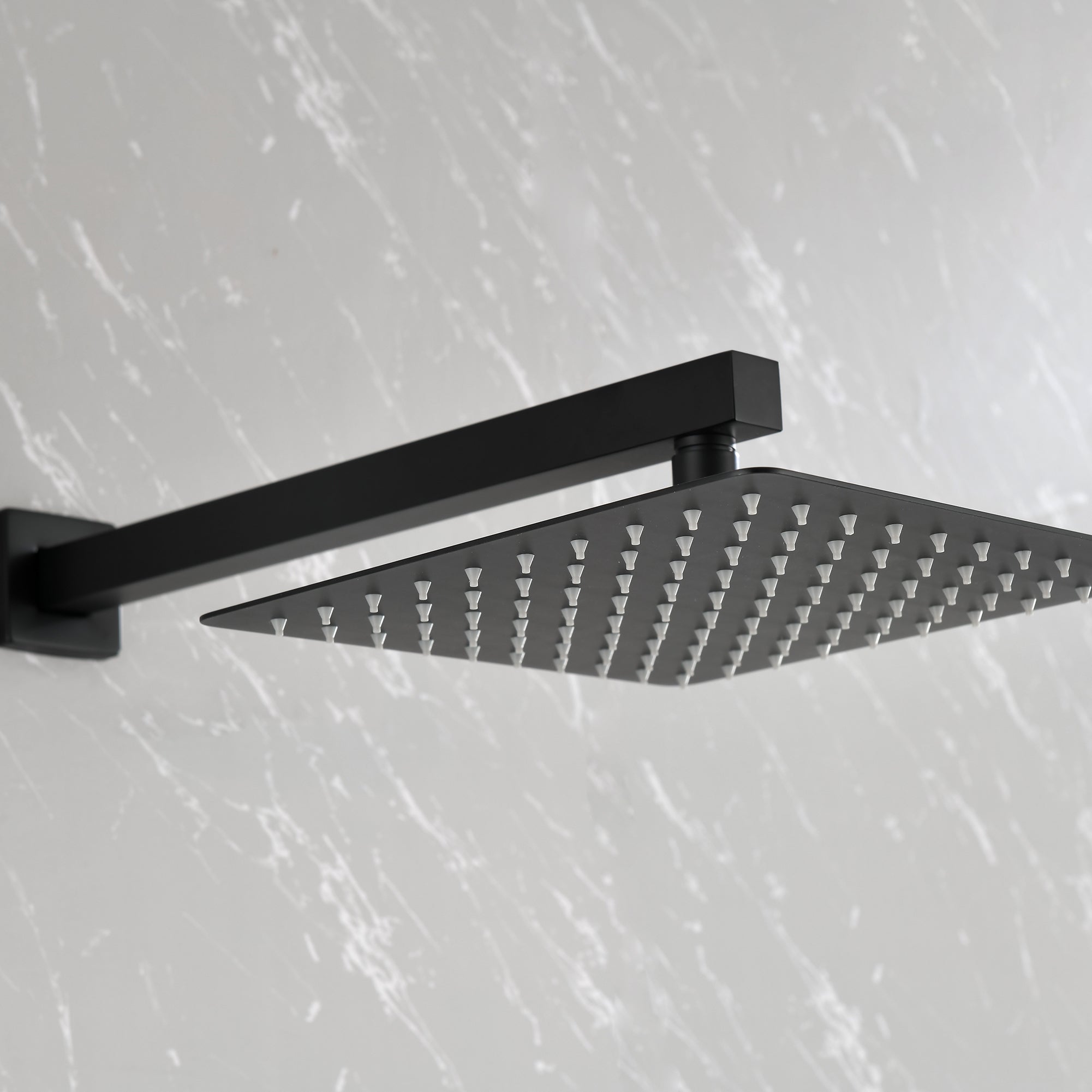 Messing Dusche Armatur in Mattschwarz mit Duschsystem, 10-Zoll-Duschkopf und Handbrause Badezimmer-Kombination