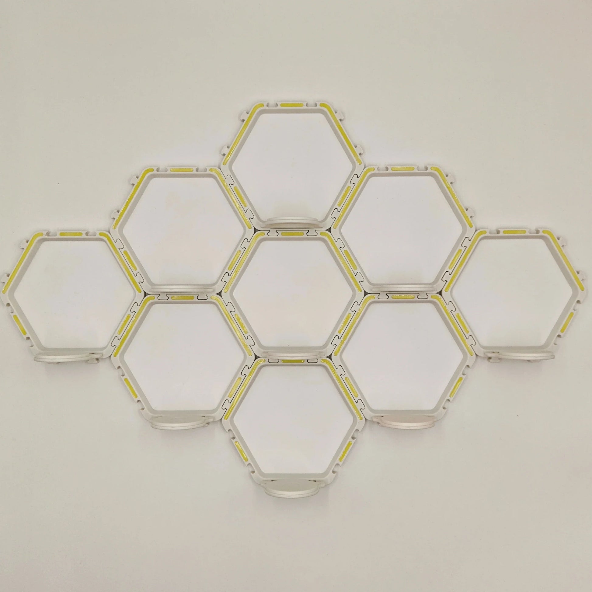 Floating Display Shelf for Collectible Toys - 9White / CHINA