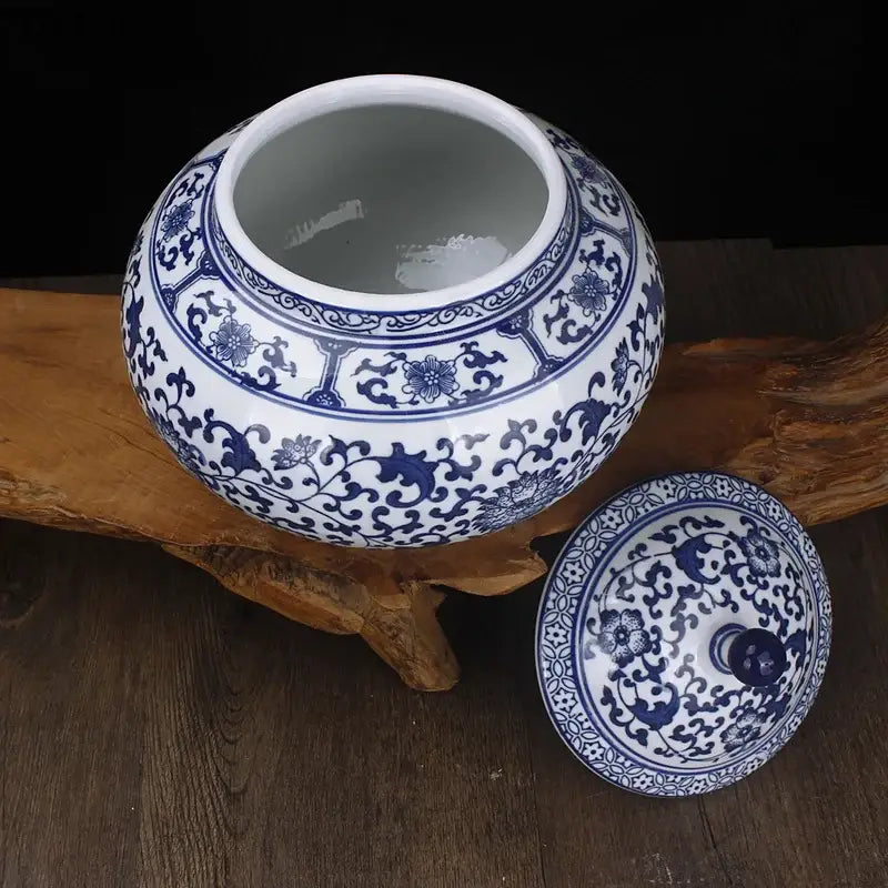 Floral blue and white porcelain storage tank with intricate decorbites blue white patterns and matching lid for living room decor