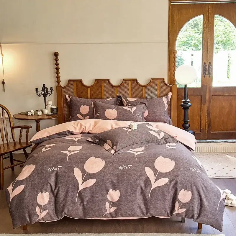 Gray and blush pink tulip patterned floral cream egyptian cotton bedding set with soft textured fabric finish
