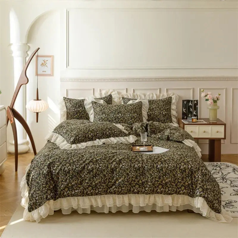 Dark green floral bedding set with delicate white lace trim decorbites french country flowers for bedroom decor