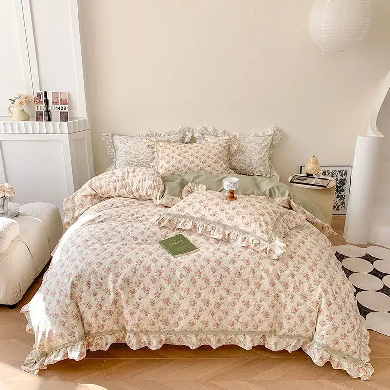 Floral-patterned french floral bedding set with cream and brown ruffled decorbites french floral bedroom decor