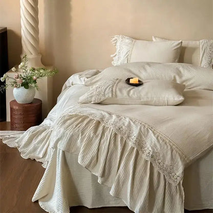 Cream-colored linen bedding set with french lace ruffle and delicate lace trim for elegant decorbites french lace decor