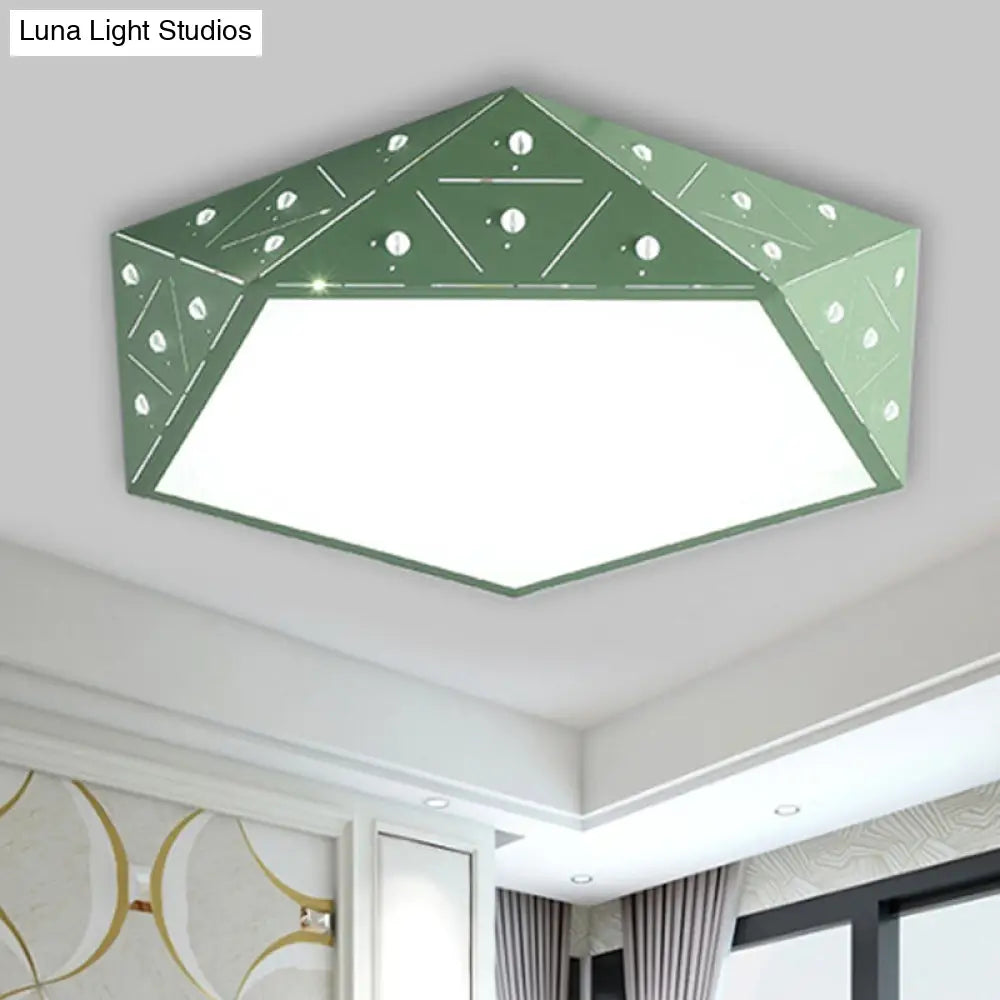 Lámpara de techo LED geométrica de acrílico DecorBites™ (16"/19.5" de ancho) - Colección Macaron - Opciones en rosa, azul y amarillo