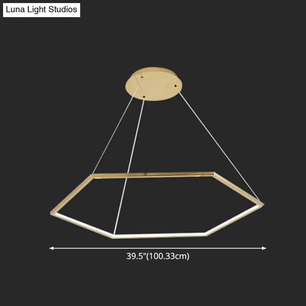 Lámpara de araña geométrica: Luminaria metálica ultramoderna para sala de estar