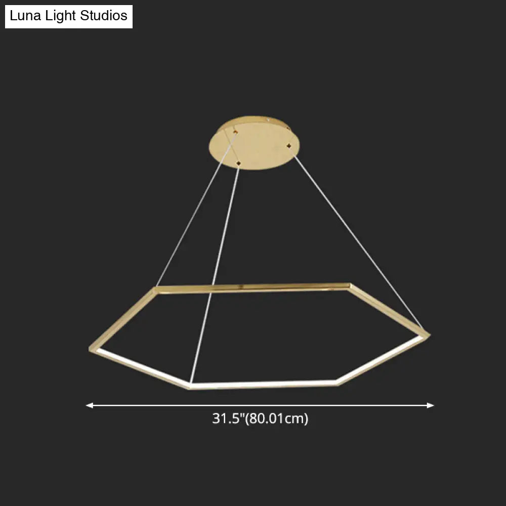 Lámpara de araña geométrica: Luminaria metálica ultramoderna para sala de estar