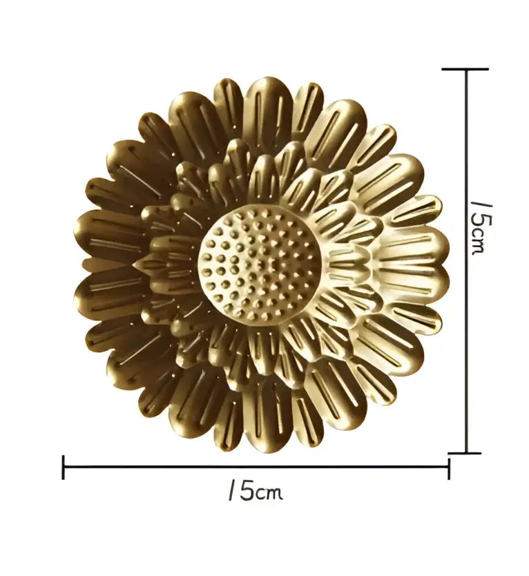 Golden metal wall sunflower shaped decorative mount 15cm diameter from decorbites geometric golden metal set