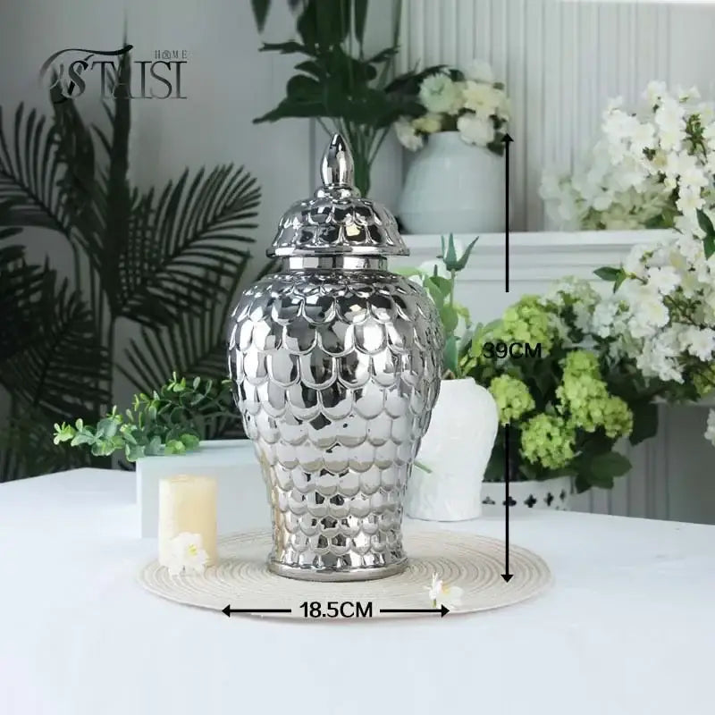 Shiny silver porcelain jar with scalloped fish-scale pattern and matching lid for decorbites geometric golden decor